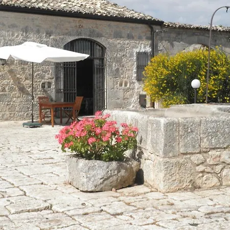 Masseria Sant'elia Aparthotel