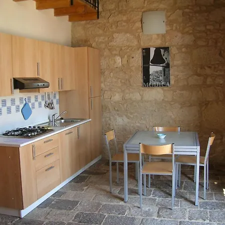Aparthotel Masseria Sant'elia