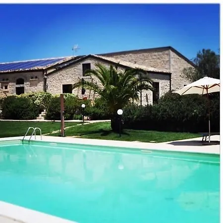 Aparthotel Masseria Sant'elia *