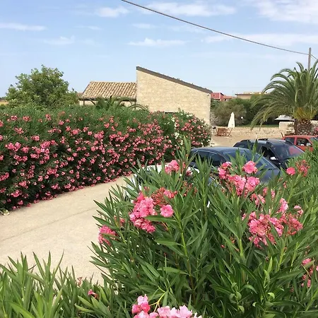 Masseria Sant'elia Aparthotel