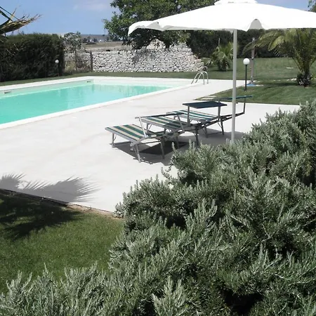 Masseria Sant'elia Apart Otel *