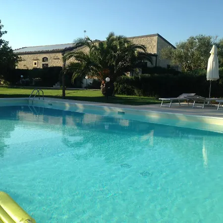 Apartahotel Masseria Sant'elia Ragusa